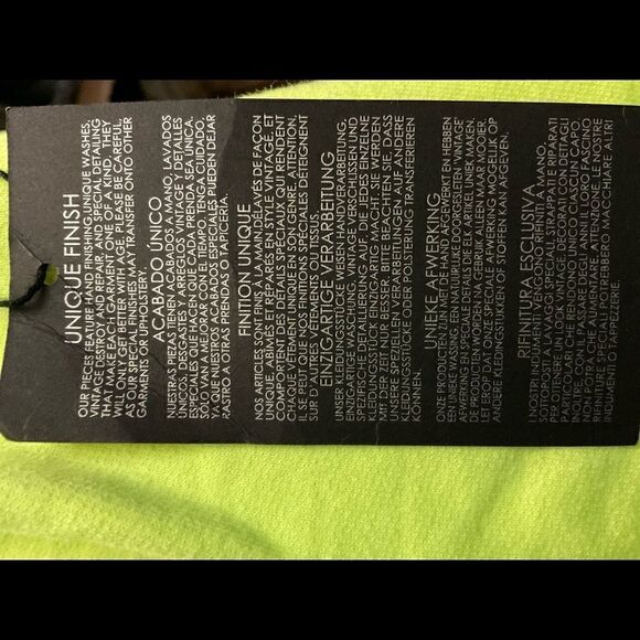 Unique Forever 21 Mens Tee Shirt NWT - Picture 2 of 3